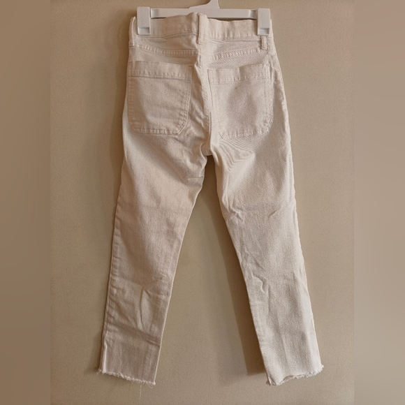 Gap Denim Cheeky Straight Regular‎ White Jeans Size 0 Front Patch Pocket Raw Hem - Picture 2 of 4